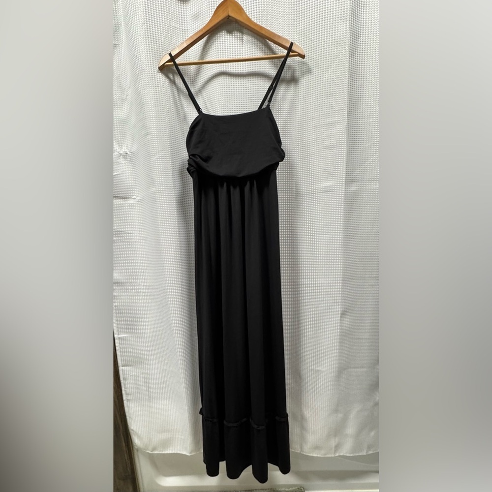 La Vie En Rose Classic convertible straps, Black Maxi dress 👗 size Small